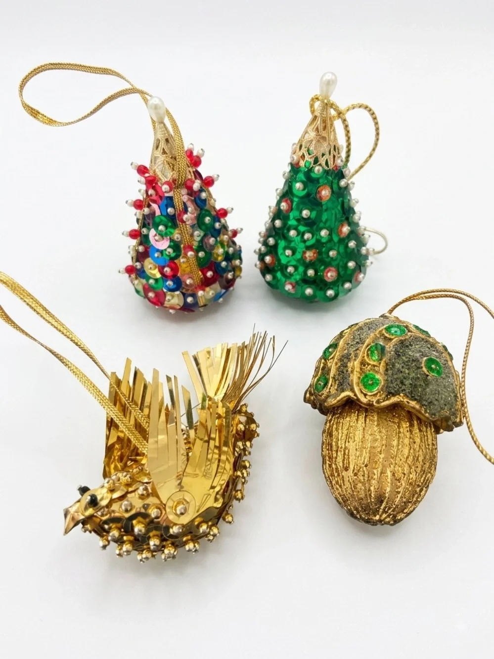 Unique Christmas Ornaments Set of 4 xx